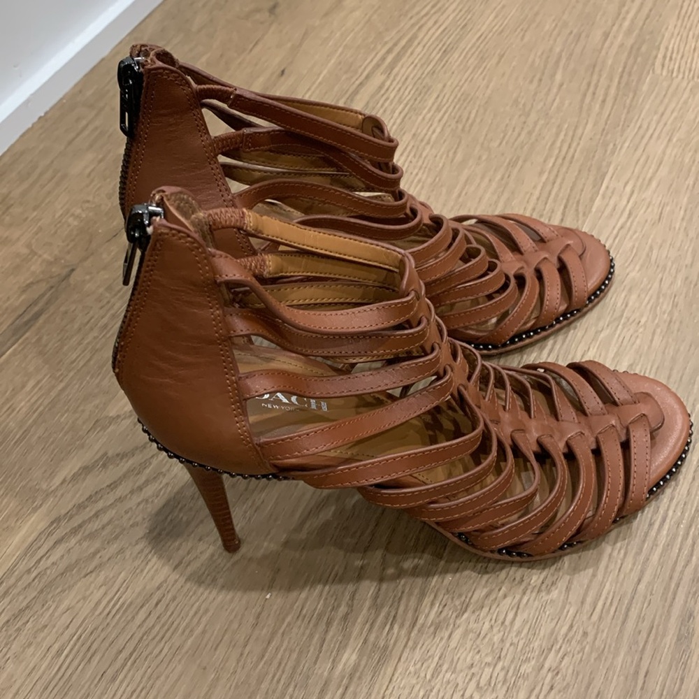 EUC Coach Kia Cognac Gladiator high heel leather sandals size 8.5 - Picture 4 of 6